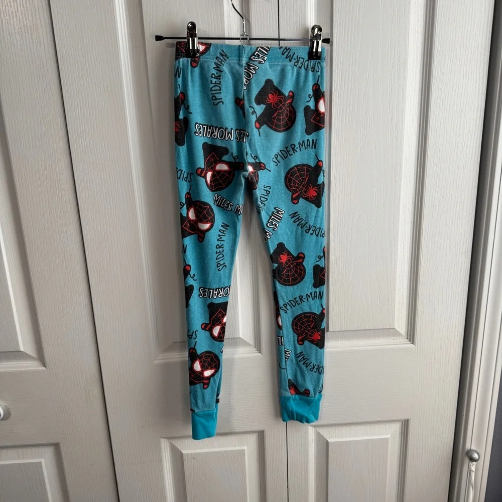 Spotted‎ Zebra x Marvel Spider-Man pajama set size 8